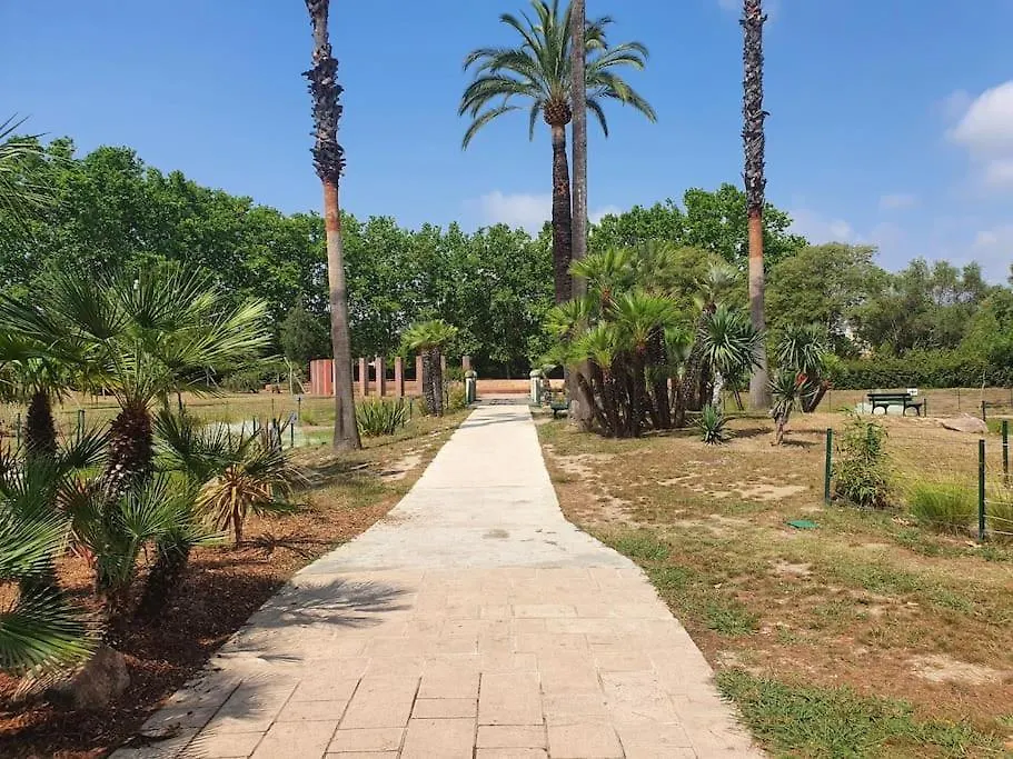 Bas De Villa Cosy Juan Les Pins Avec Jardin France