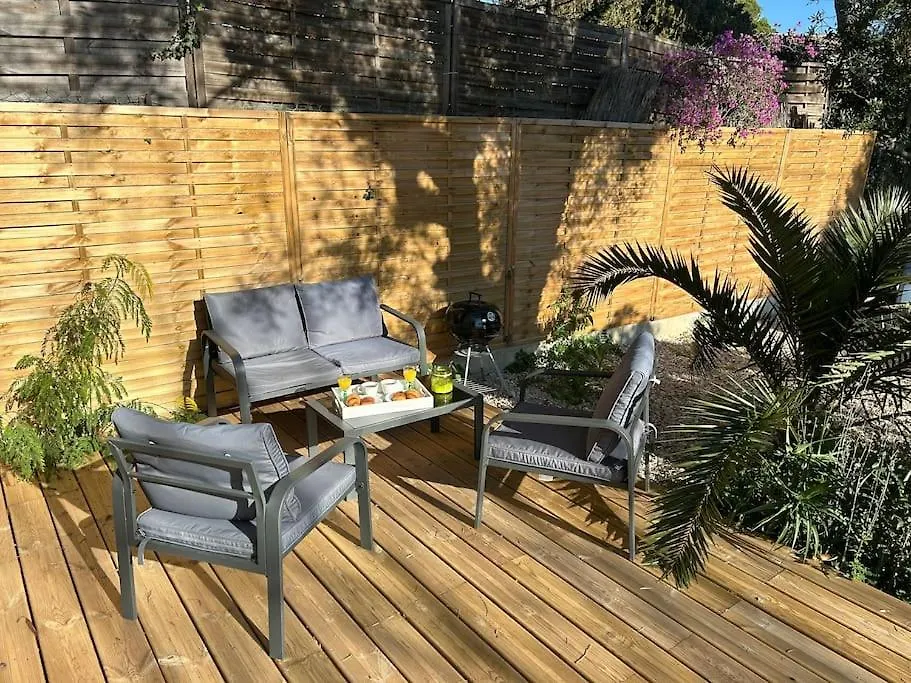 Bas De Villa Cosy Juan Les Pins Avec Jardin Holiday home