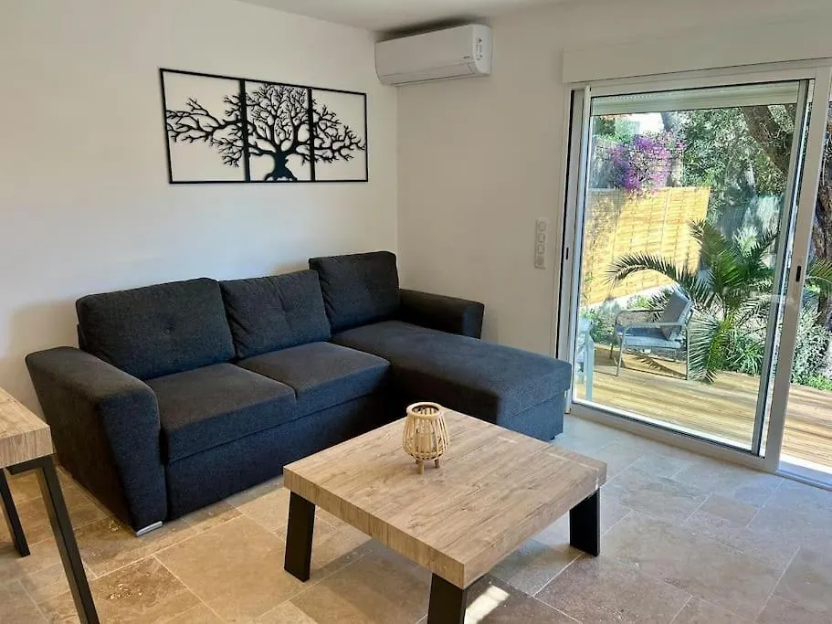 Bas De Villa Cosy Juan Les Pins Avec Jardin Juan-les-Pins