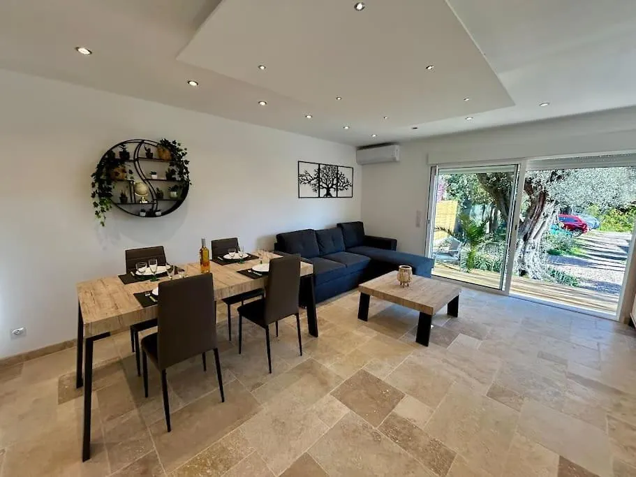 Bas De Villa Cosy Juan Les Pins Avec Jardin France